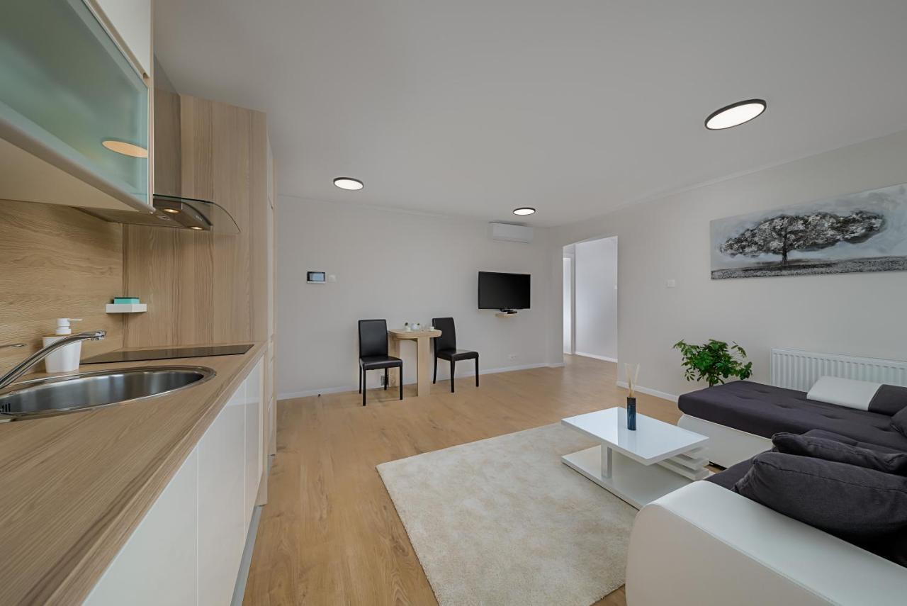 Madison Apartma