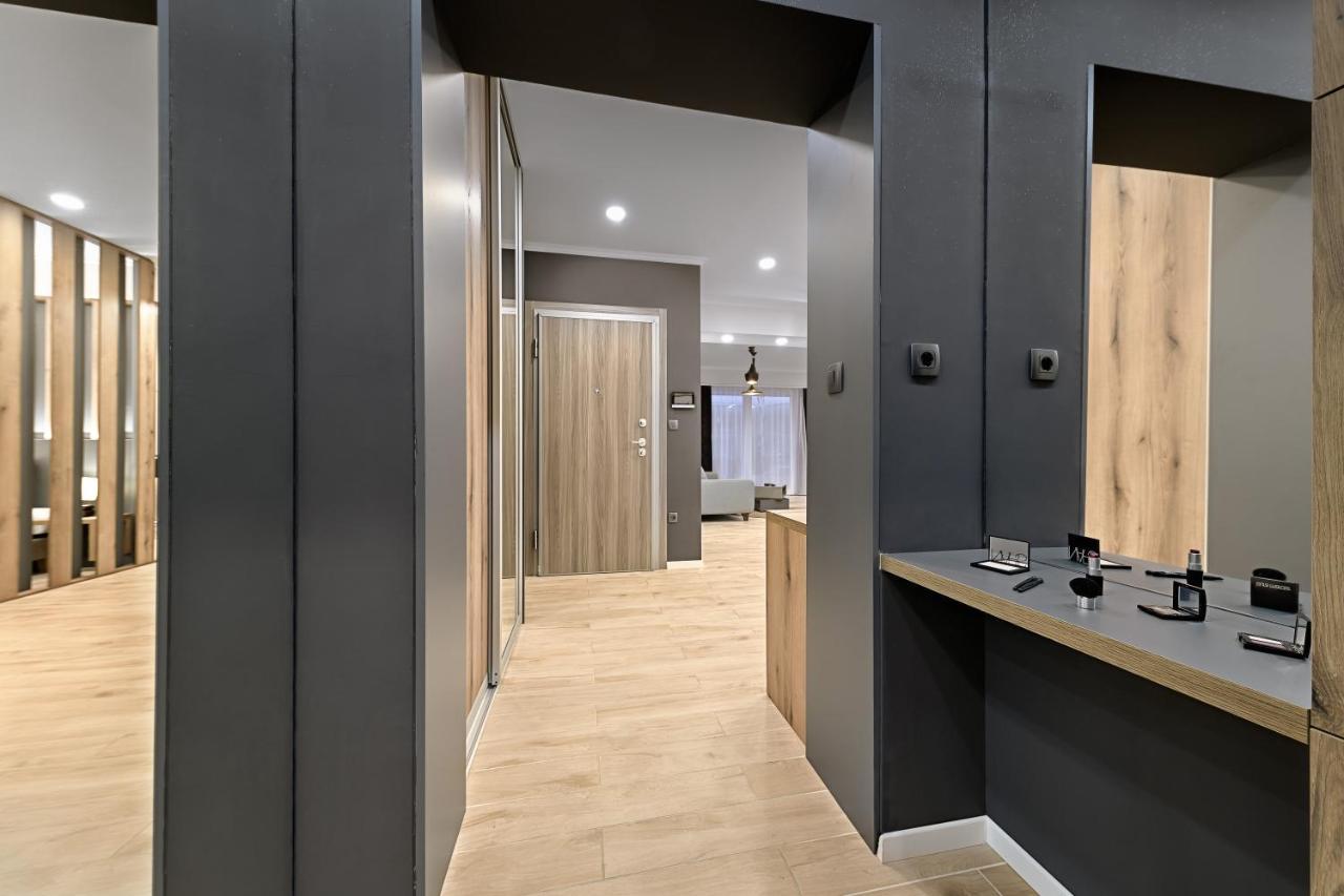 Madison Apartma